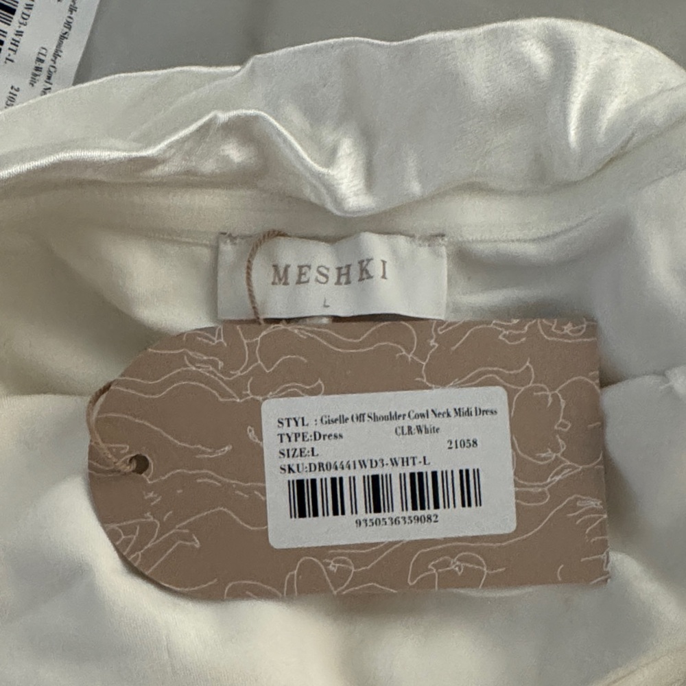 Meshki Off-Shoulder Long Sleeve White Dress - GISELLE - Picture 2 of 7
